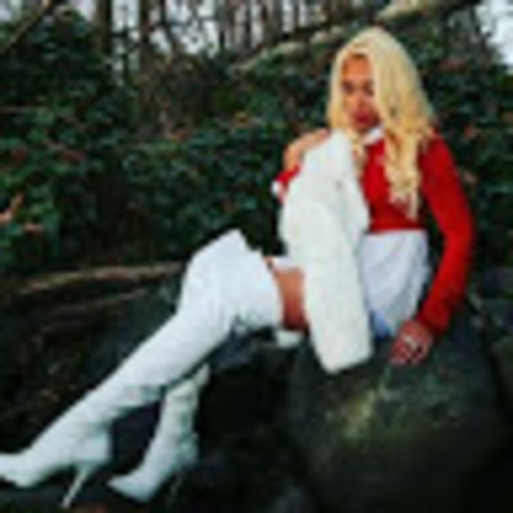 Meet your Posher, Transcendencebeauty - Picture 1 of 1